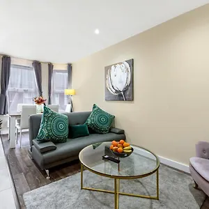 https://beautiful-2-bed-flat-close-to-central-london.brighton-hotels-england.com